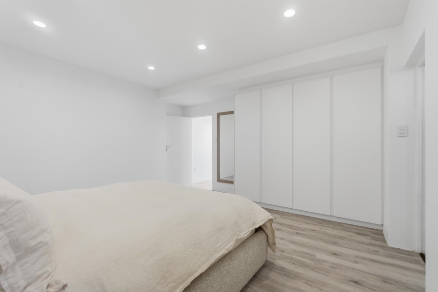 3 Bedroom Property for Sale in Clifton Western Cape